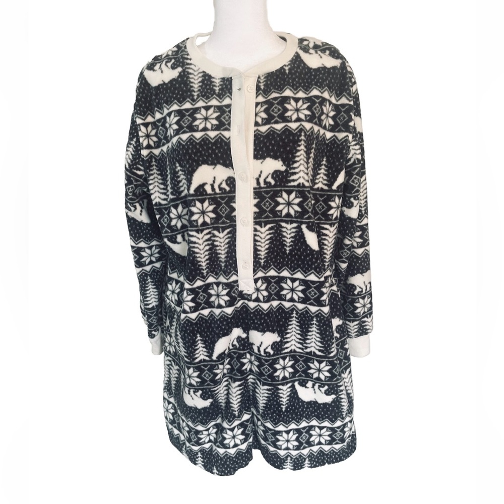 Old Navy women’s sleep wear size L Lounge Suit Novelty Print Winter Comfy